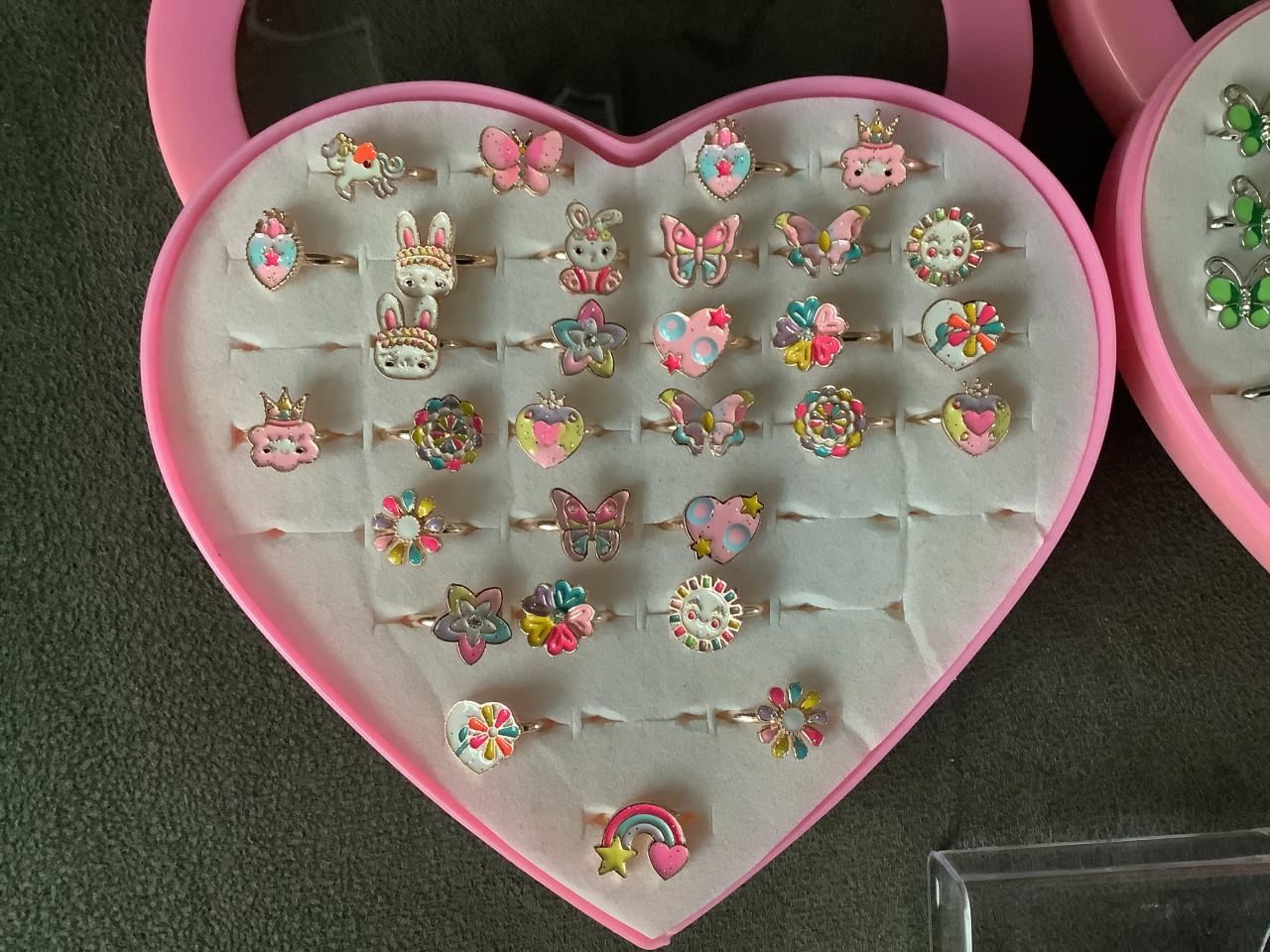 Leuk voor Koningsdag , mooie kinderringen. ( partij 78)