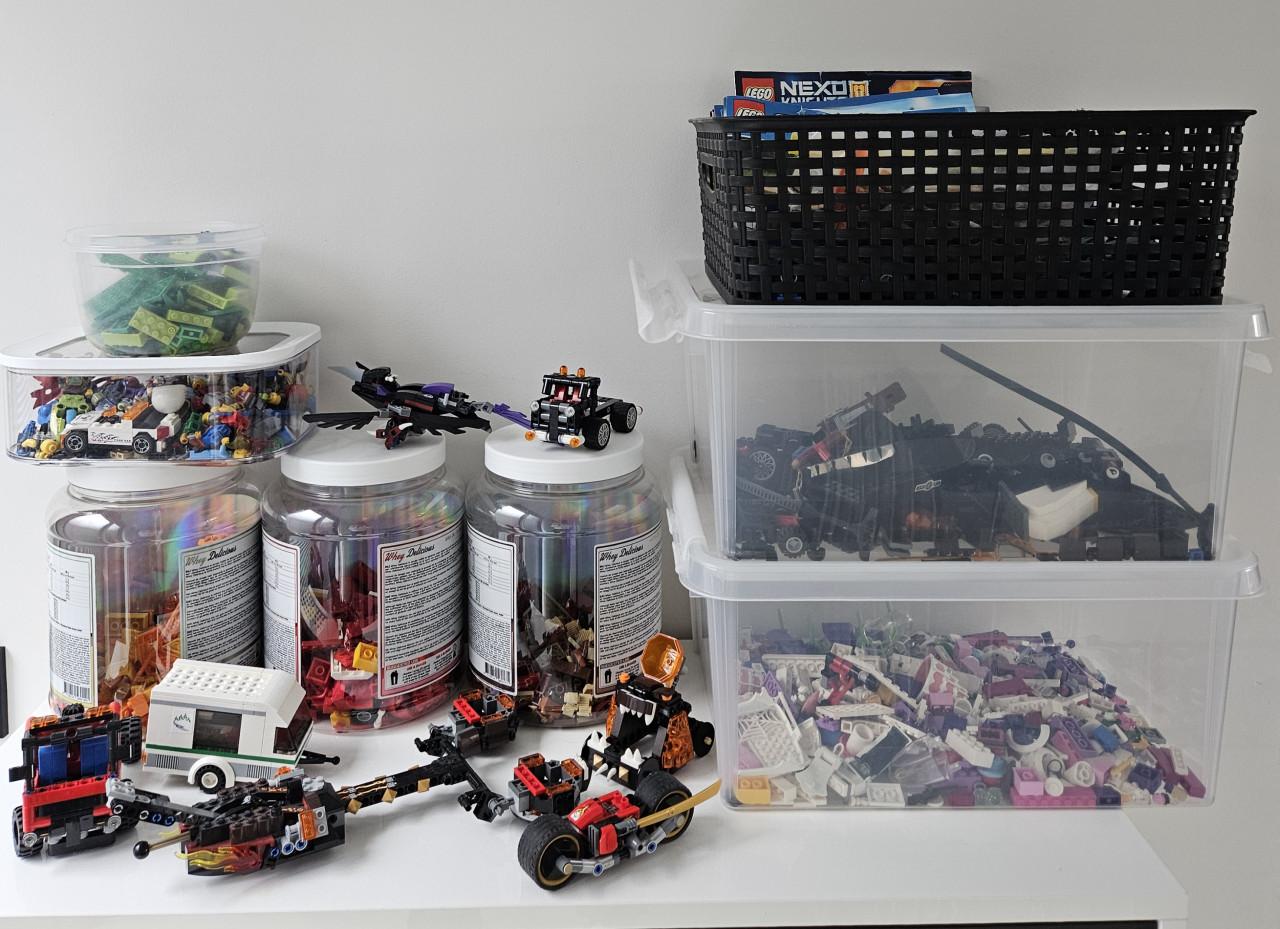 Zo'n 40 sets, los in dozen. Lego 70312, 70314, 60055 enz.