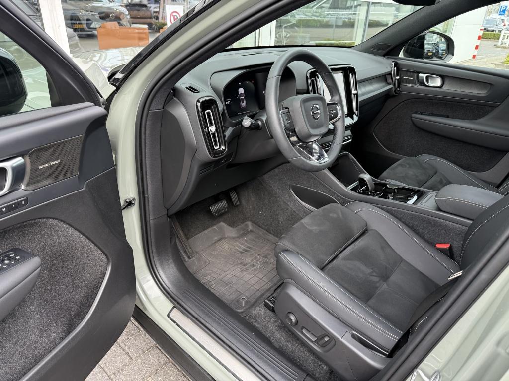 Volvo Ex40 ext.range ultra 82 kwh| panodak| trekhaak| 360camera| adap.cruis