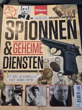 Spionnen & geheime diensten. In nette gelezen staat
