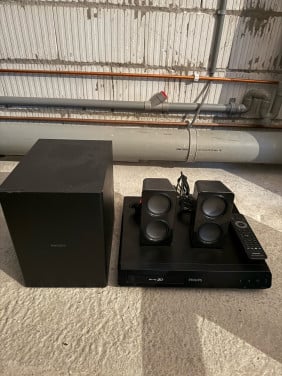Home cinema set