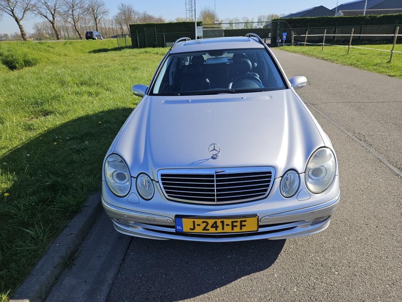 Mercedes-Benz E320 Avantgarde Kombi Benzine