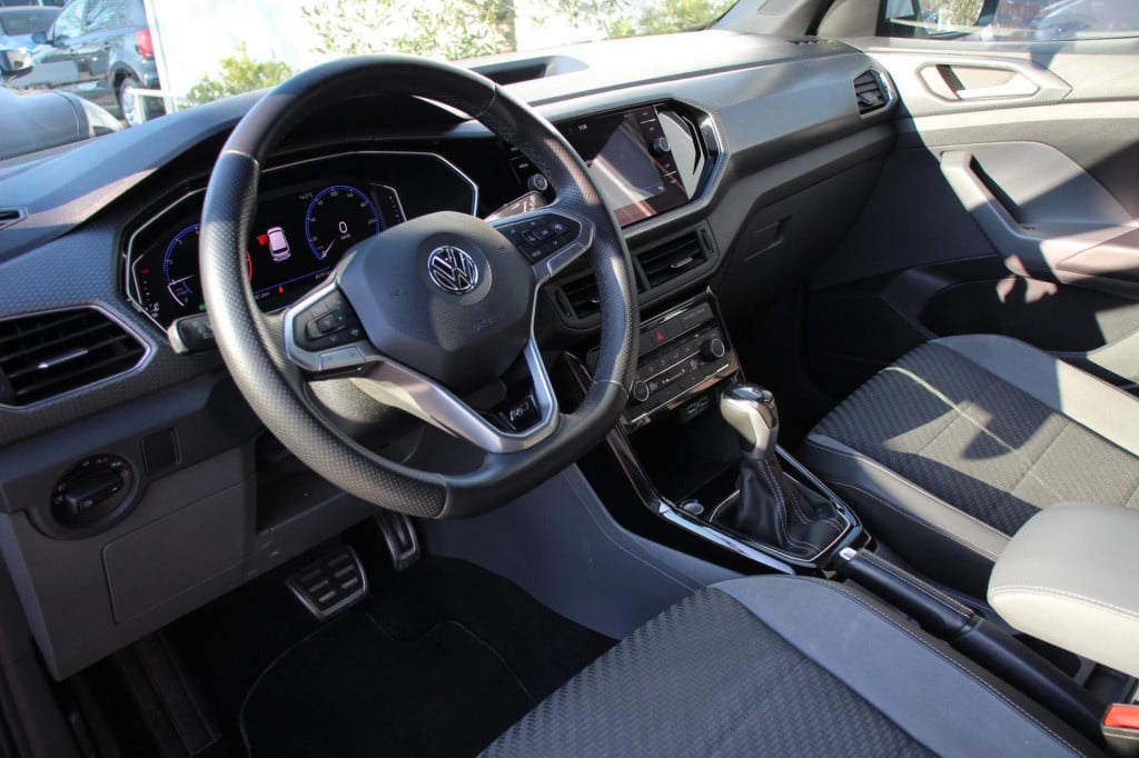 Volkswagen T-cross 1.0 tsi r-line - actieprijs: €20.195,- t/m 20 augustus!