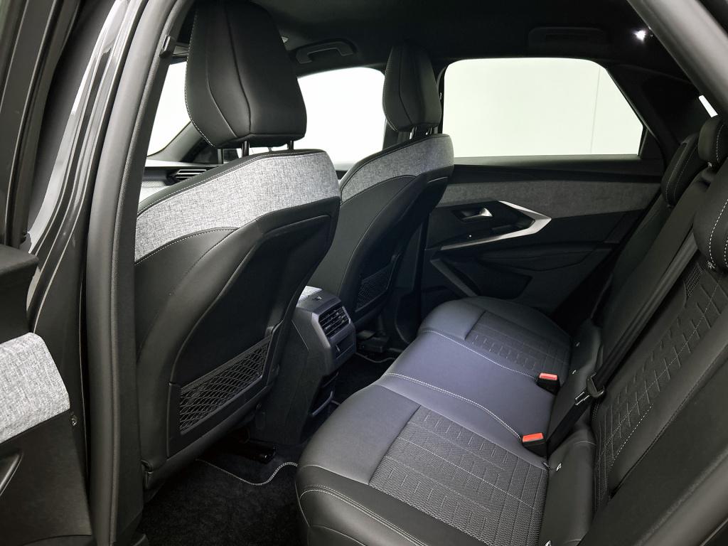 Peugeot 3008 hybrid 145pk automaat gt | rijklaar | elektrische kofferklep |