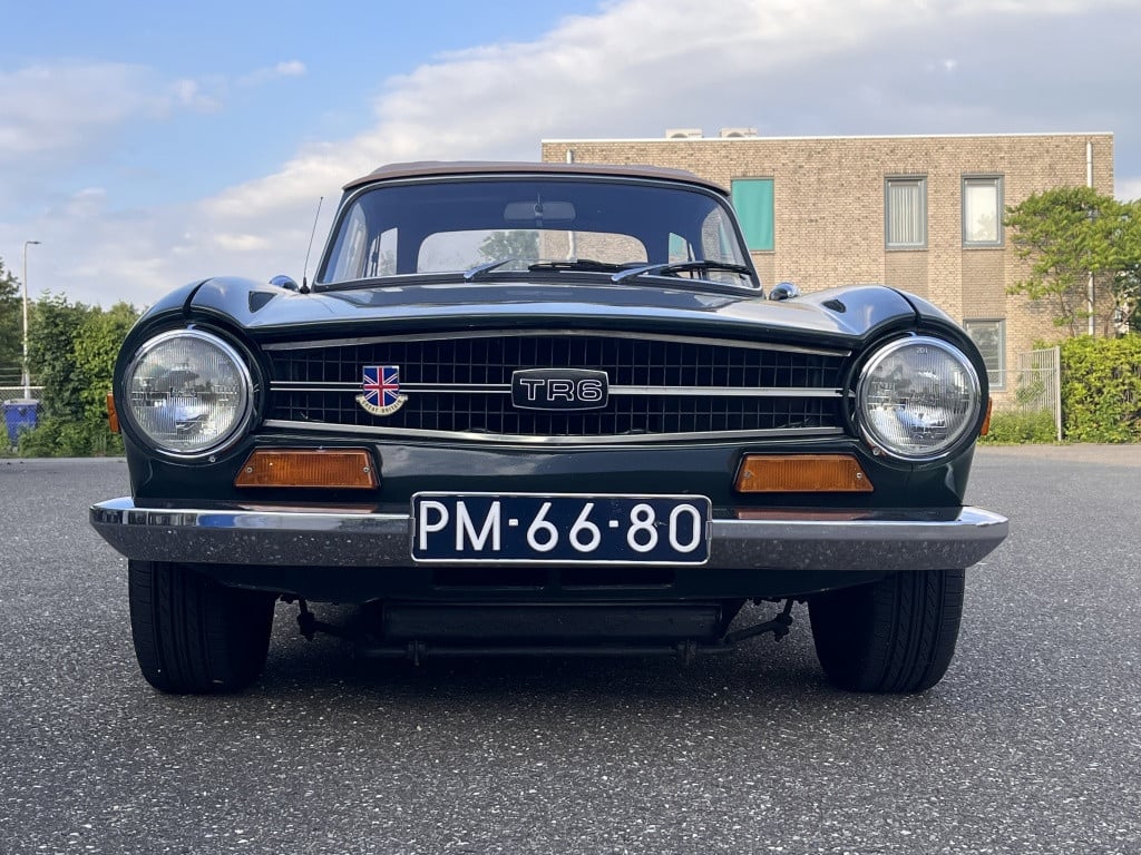 Triumph TR6 soft top