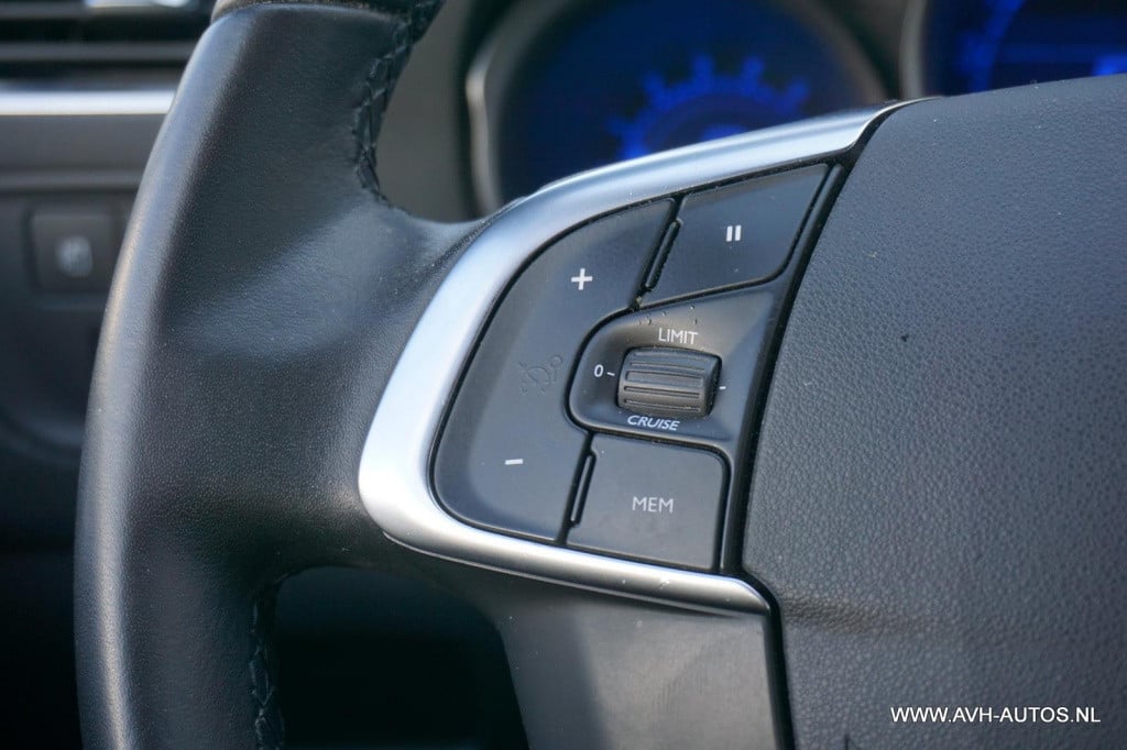 Citroen C4 1.2 puretech feel collection automaat
