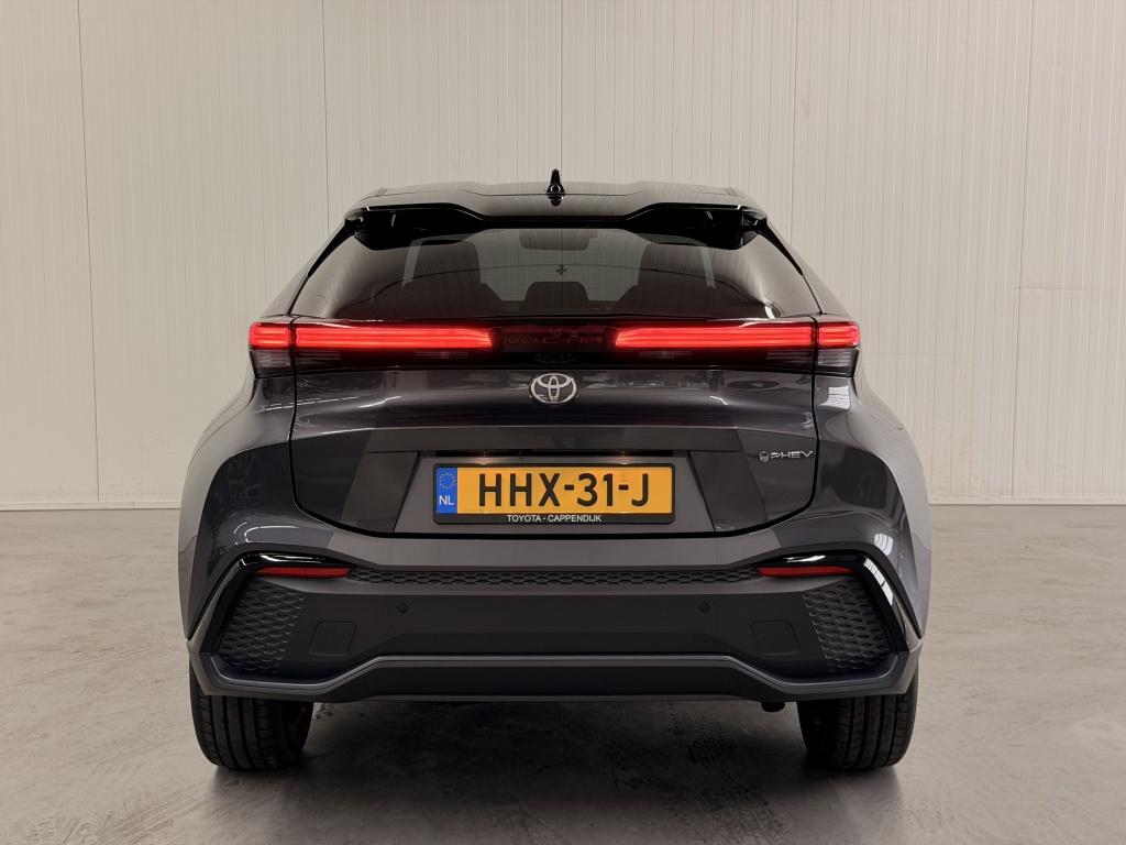 Toyota C-hr 2.0 phev 220 executive