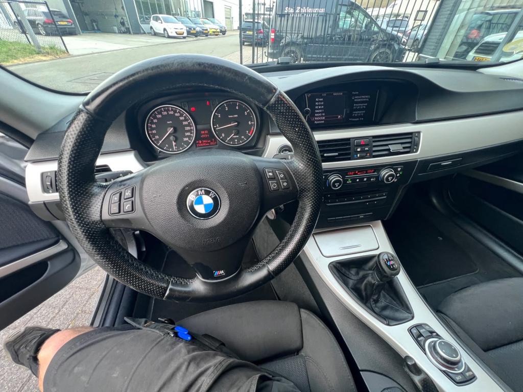BMW 3-serie touring 318i business line