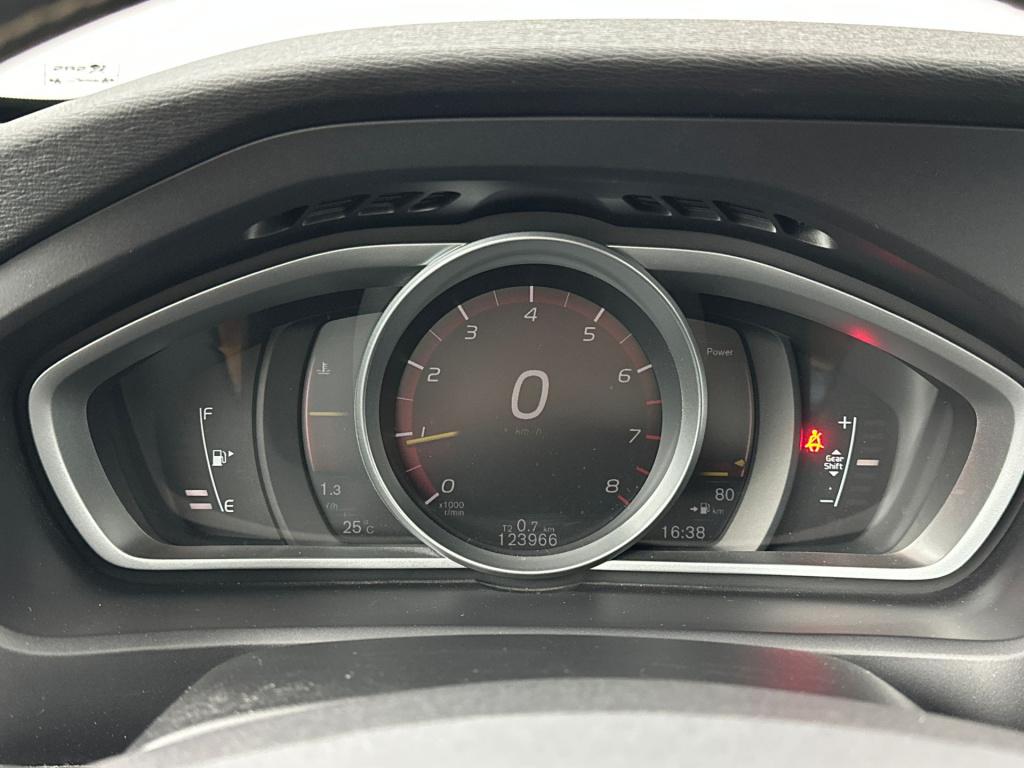 Volvo V40 1.5 t2 r-design