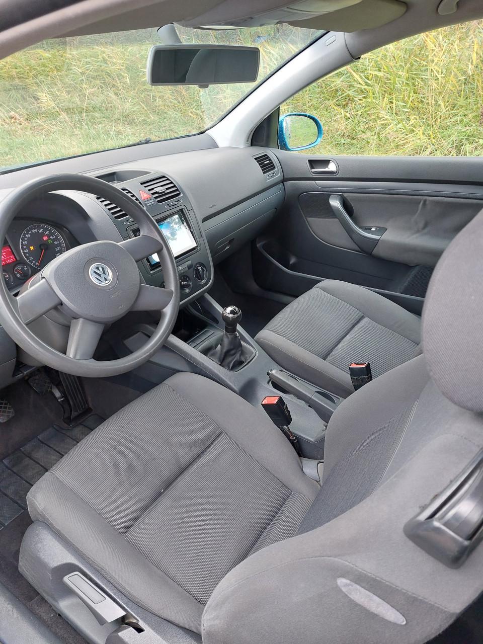 Vw golf bj 2004  1400 euro