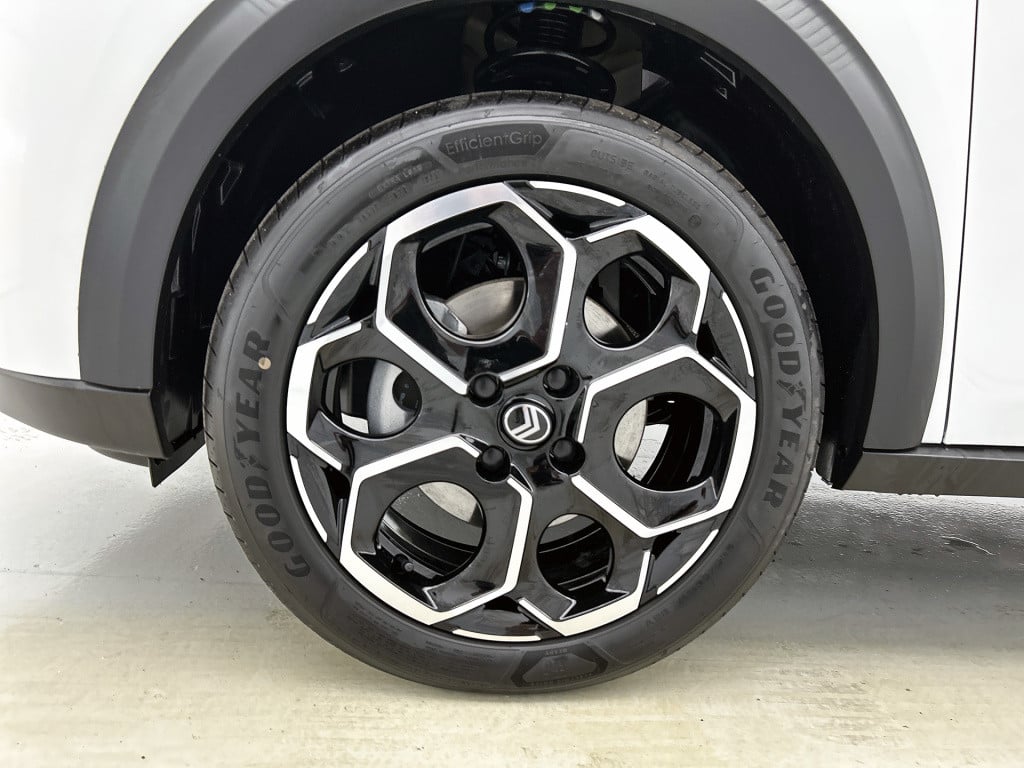 Citroen C3 turbo 100pk max | achteruitrijcamera | comfort seats | 17" lmv |