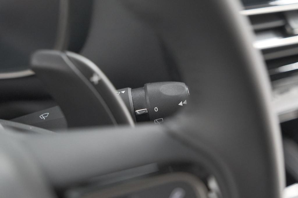 Citroen C5 Aircross 1.2 hybrid 136 plus | camera | navigatie | parkeersenso