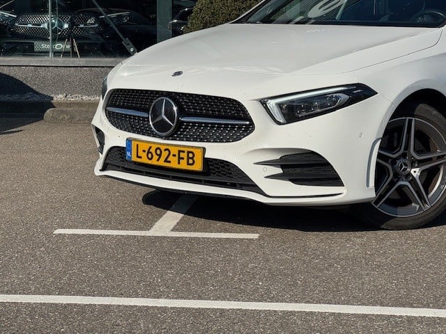 Mercedes-Benz A-Klasse 250 e business solution amg limited l panoramaschuif
