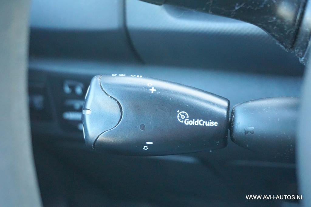 Toyota Yaris 1.0 vvti acces