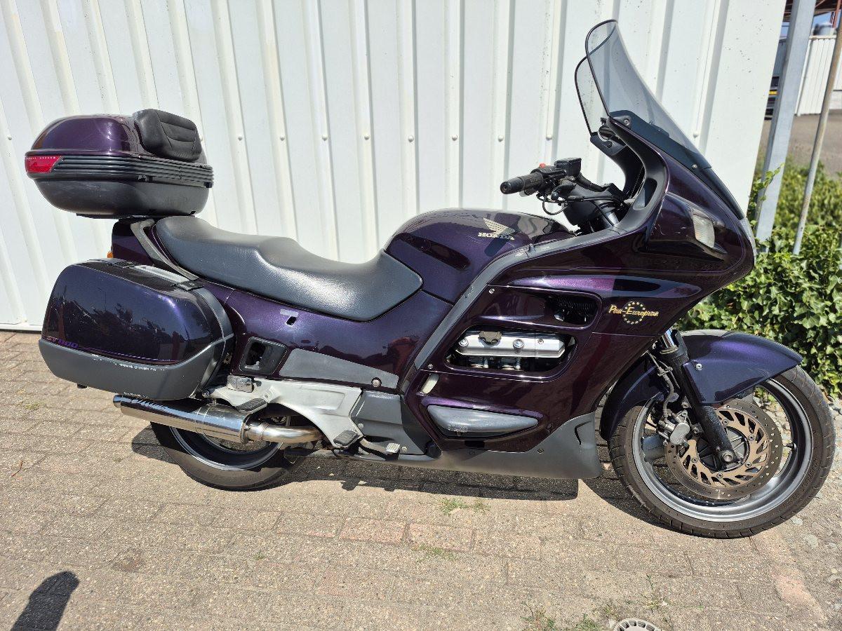 Honda Pan European ST1100, dikke toermotor voor weinig