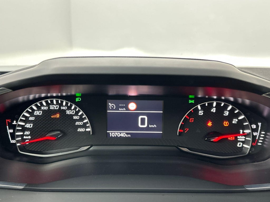 Peugeot 2008 1.2 puretech blue lease active | navigatie | camera | climate 