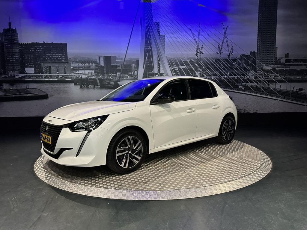 Peugeot 208 1.2 puretech allure pack *camera*keyless*appconnect*