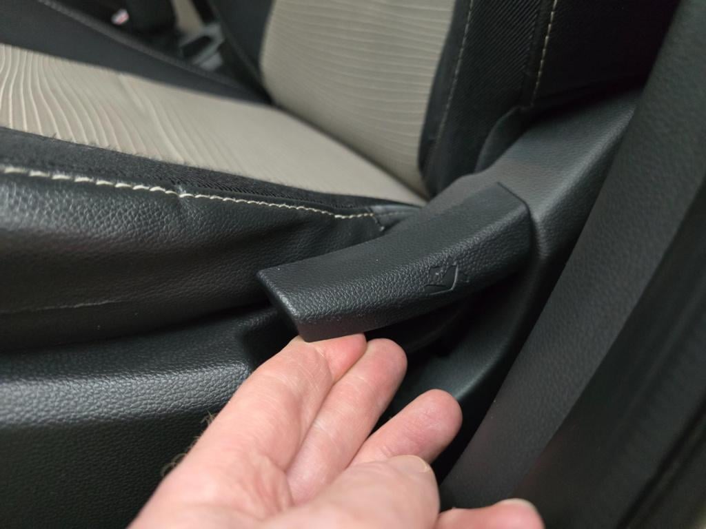 Hyundai I 10 occasion 1.0i i-motion | creme | tweedehands hyundai i10 | air