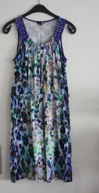 Gekleurde jurk maat 42