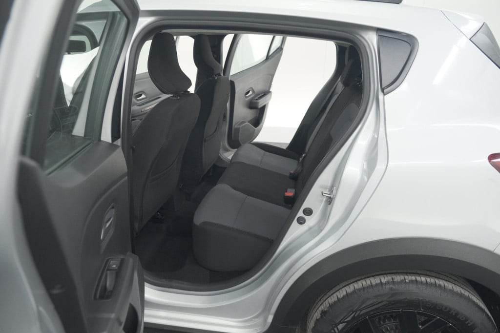 Dacia Sandero Stepway tce 90 extreme | camera | dodehoekdetectie | navigati