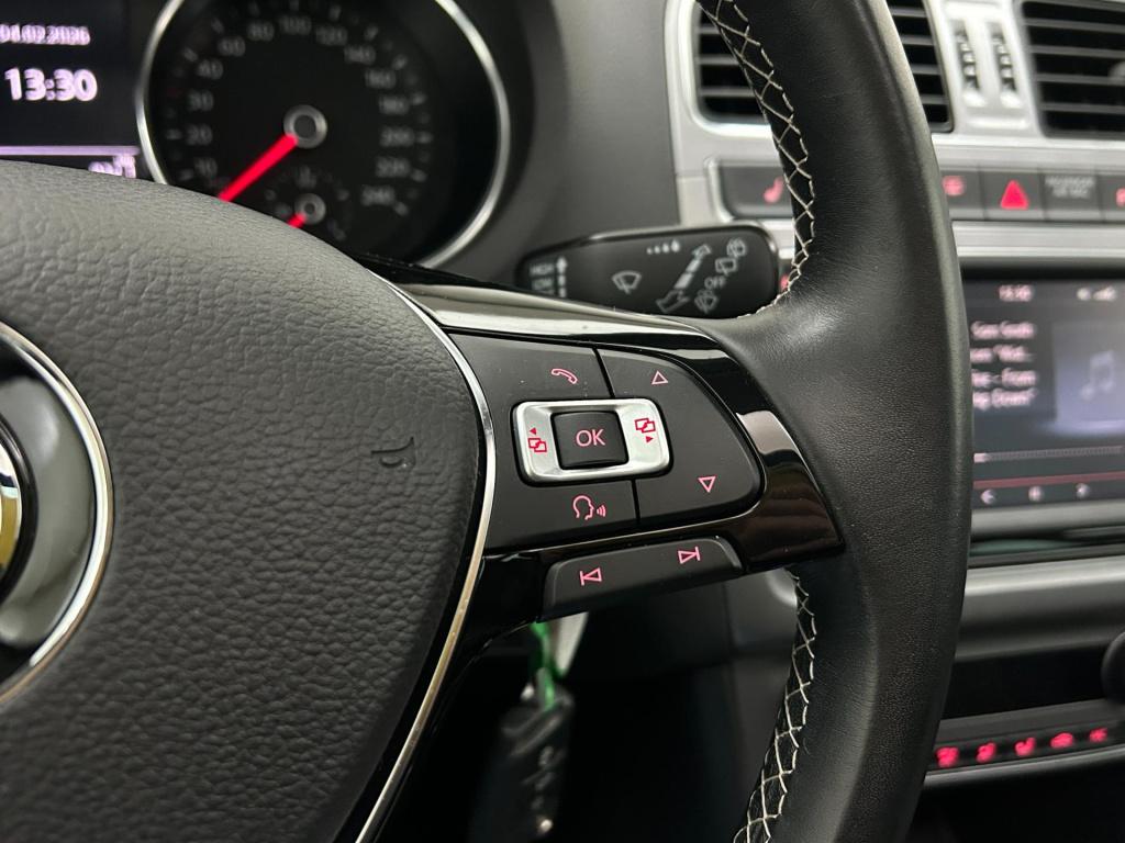 Volkswagen Polo occasion 1.2 tsi bluemotion r-line edition | zwart | tweede