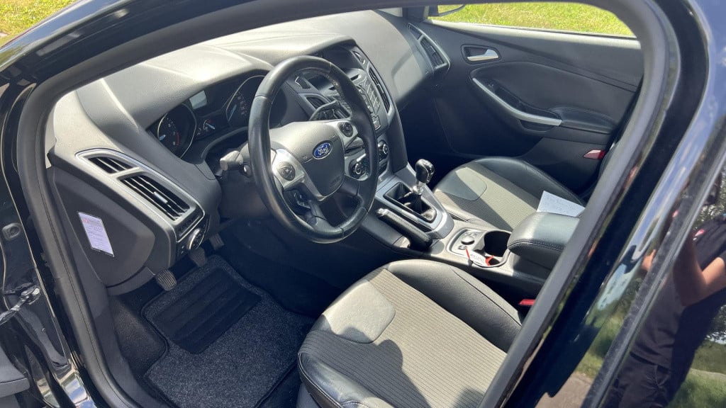 Ford Focus wagon 1.0 ecoboost titanium