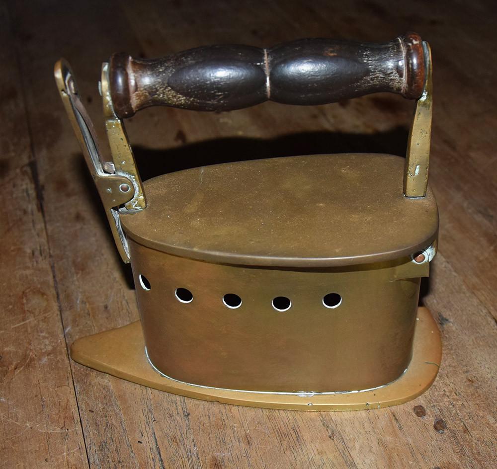 Oude broccante strijkbout /strijkijzer *~* Nostalgisch