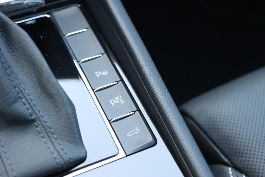Skoda Superb 1.4 tsi iv business edition