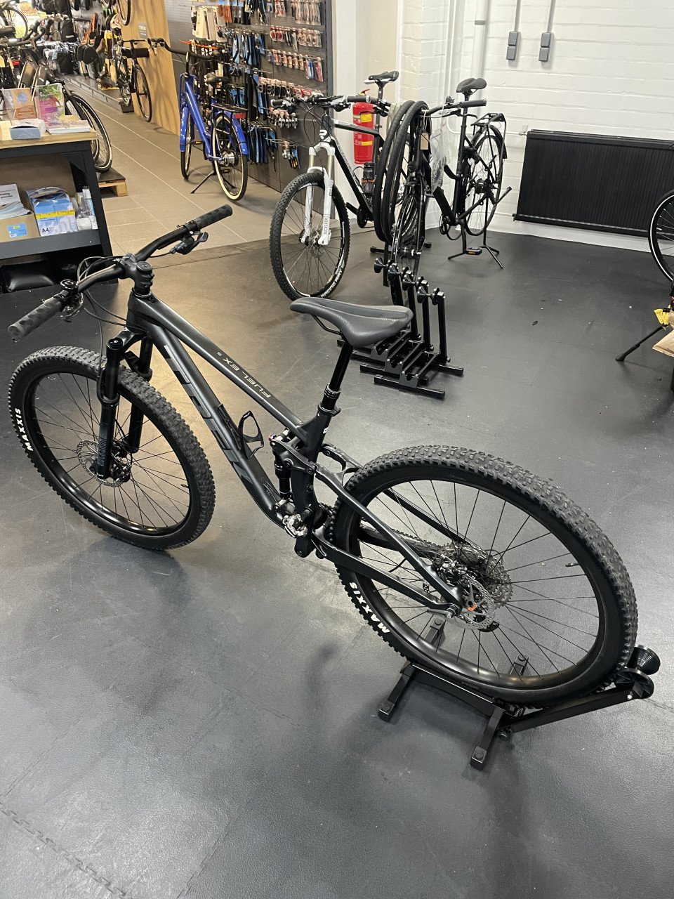 Trek Fuel EX 5 gen 5 Mauntainbike nette staat !!