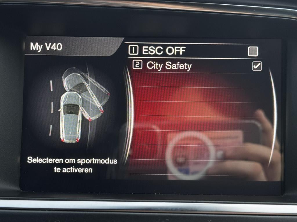 Volvo V40 2.0 t4 business sport | automaat | nav | carplay | trekhaak