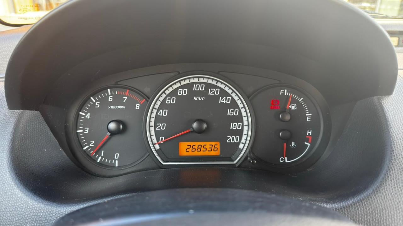 Suzuki Swift 1.3 | Rood