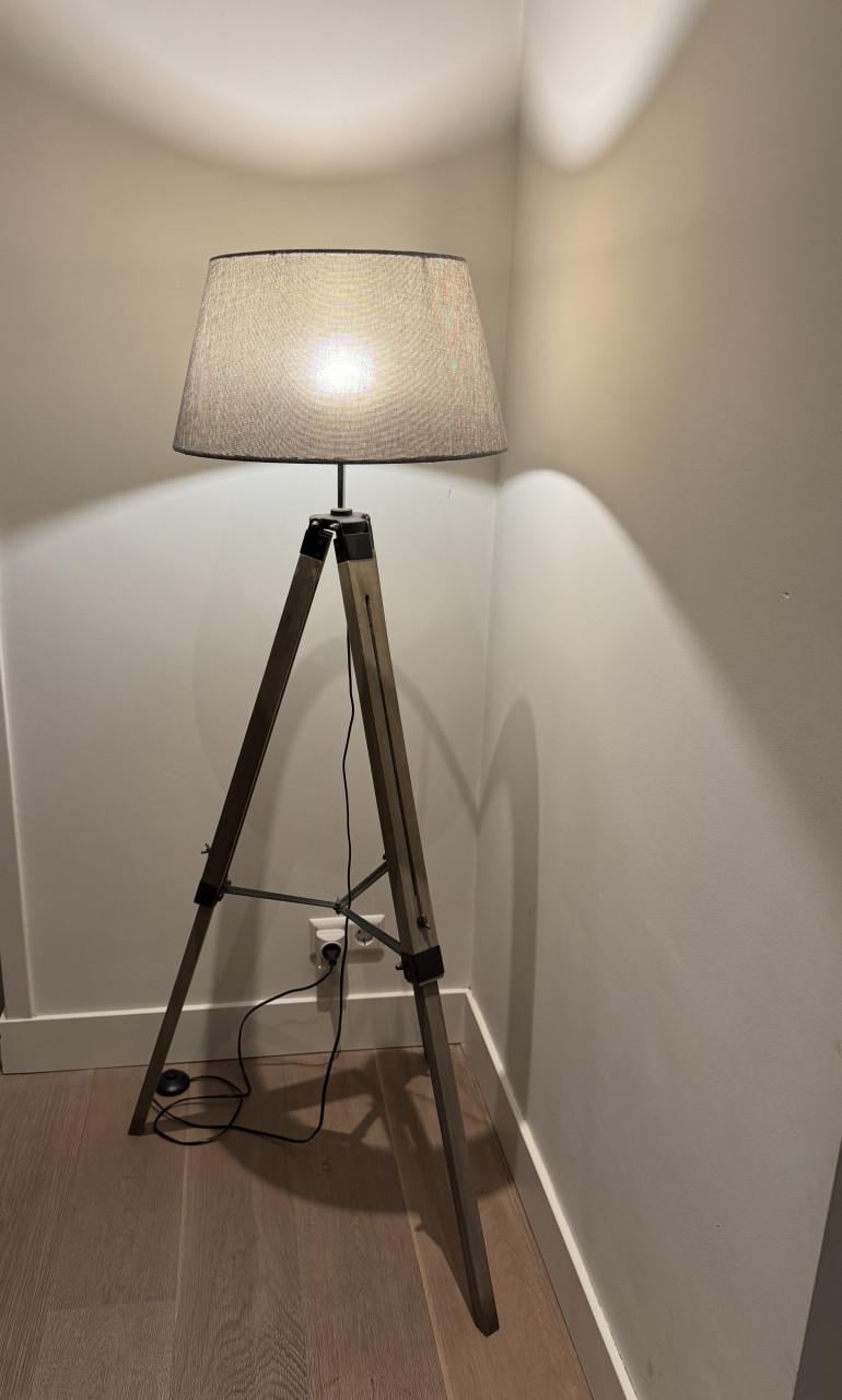 Vloerlamp 3 poot te koop