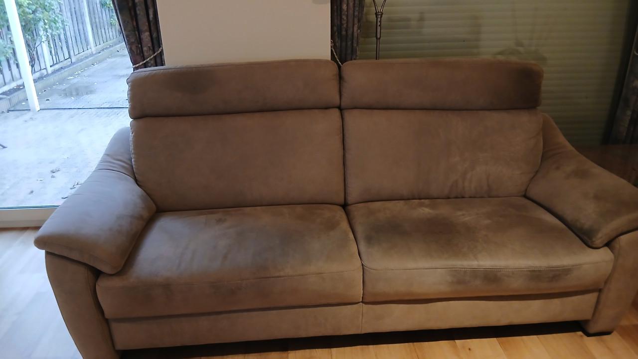 Bankstel bank misschien iets erover doen maar zit prima 3 zitter