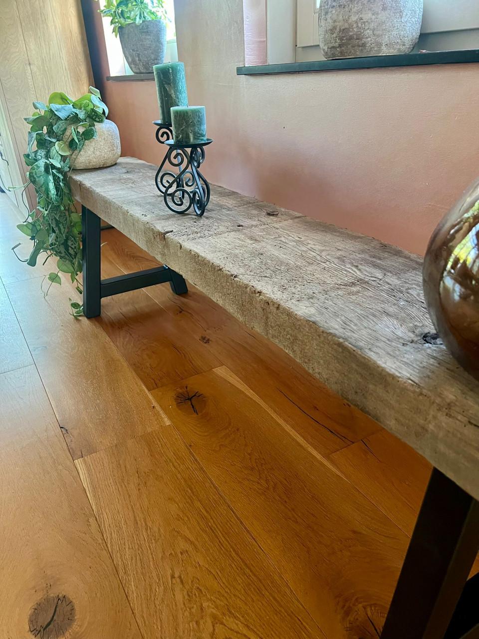 Kloosterhouten TV-/decoratiemeubel