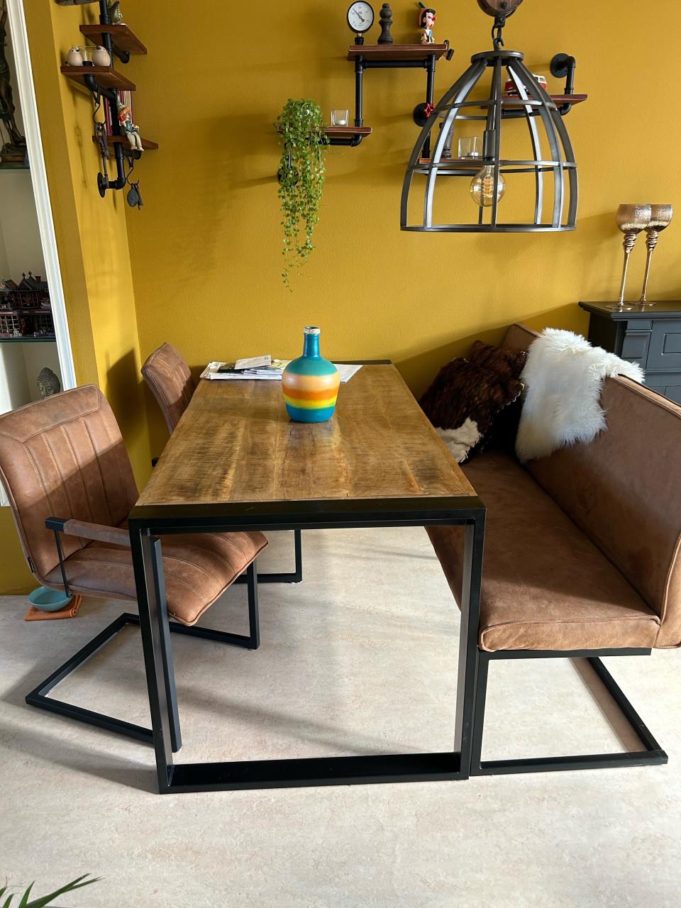 Eethoekstoelen en bankje