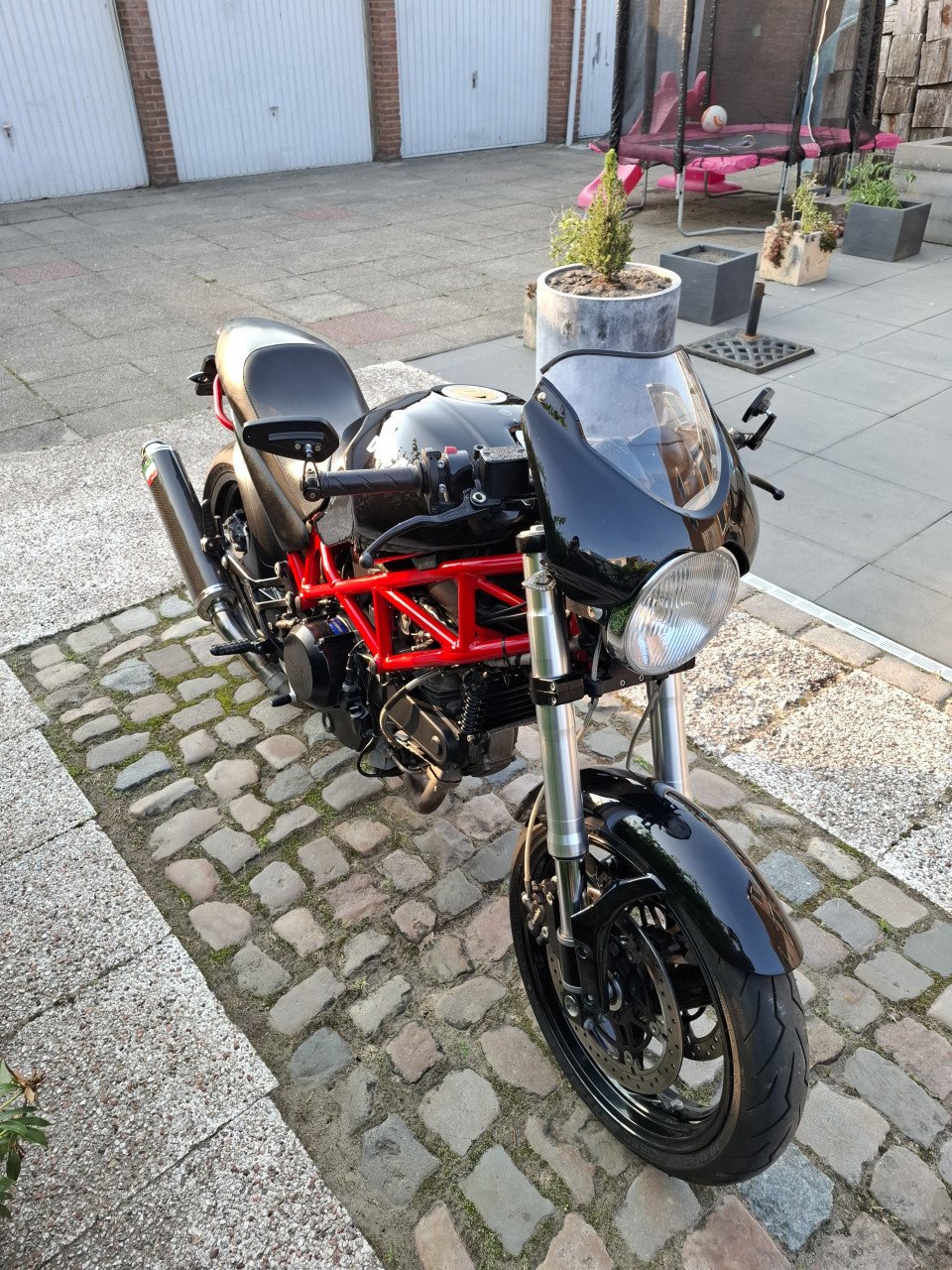 Ducati monster 695