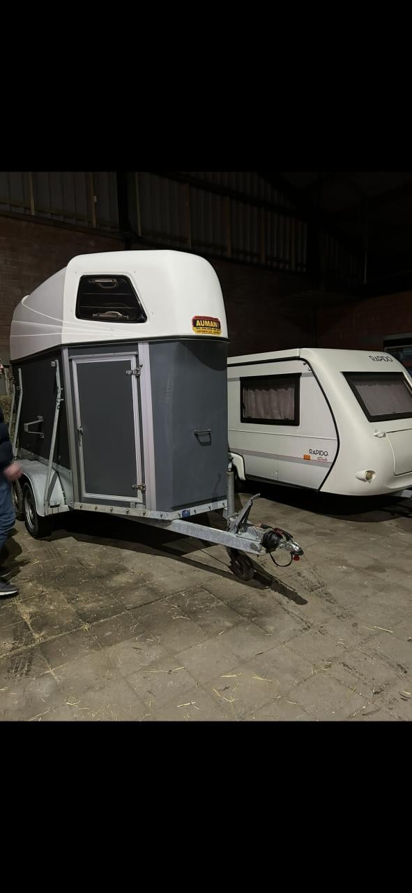 2-paards paardentrailer