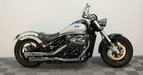 Suzuki intruder 800