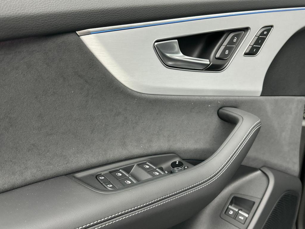 Audi Q8 pro line s (c2 pi) 55 tfsi e 290 kw / 394 pk suv
