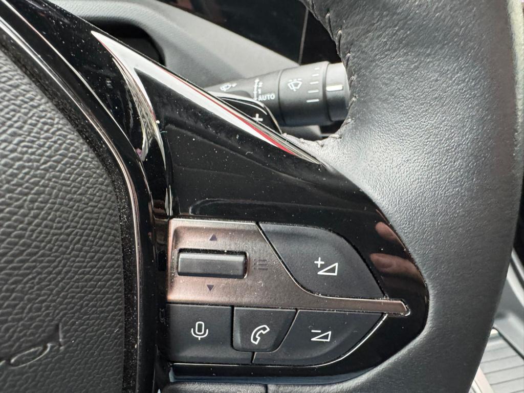 Peugeot 308 1.6 hybrid 180 allure pack business