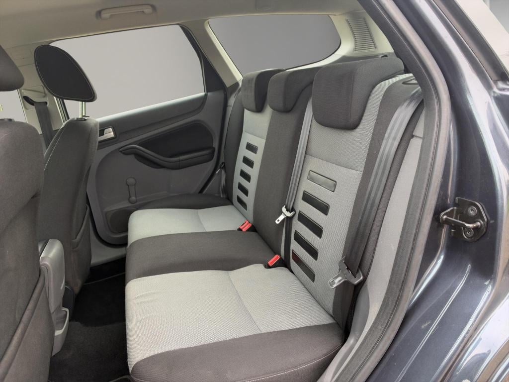Ford Focus wagon 1.6 comfort airco