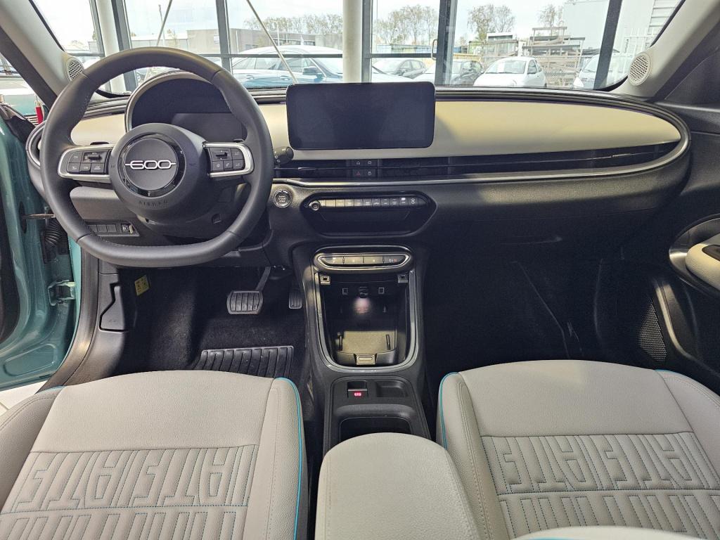 Fiat 600 1.2 hybrid la prima