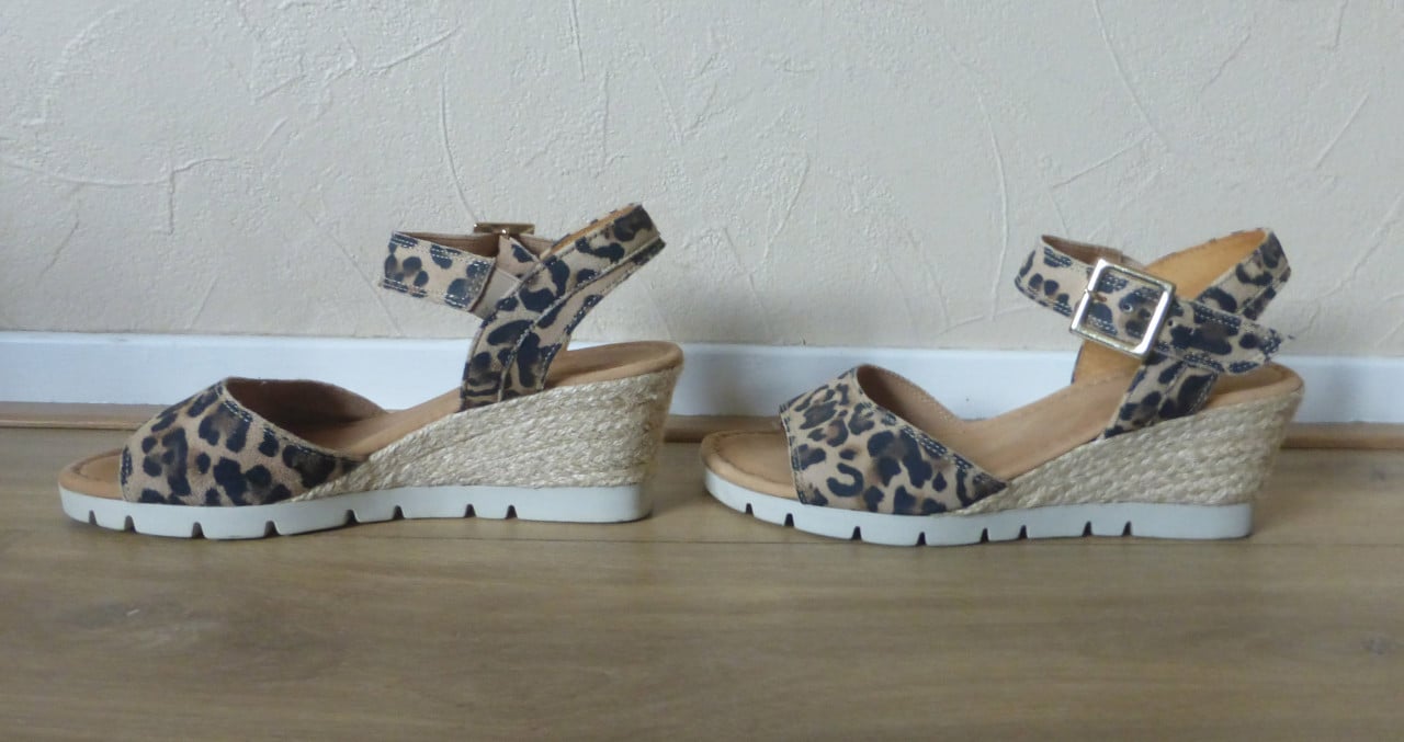 Sleehak sandalen met panterprint van Gabor maat 35,5