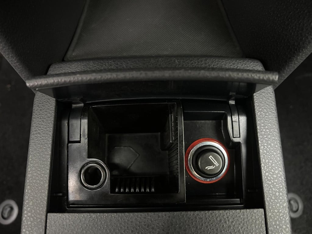 Volkswagen Polo occasion 1.4-16v sportline | grijs | automaat | airco | twe