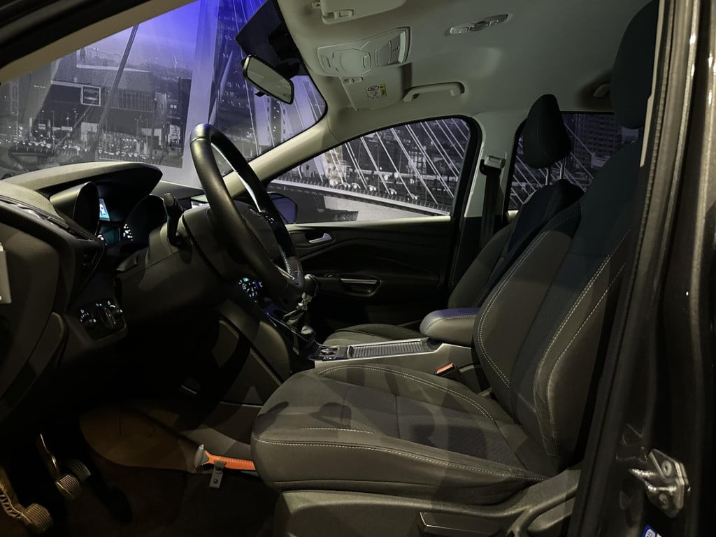 Ford Kuga 1.5 ecoboost trend ultimate *navi*trekhaak*