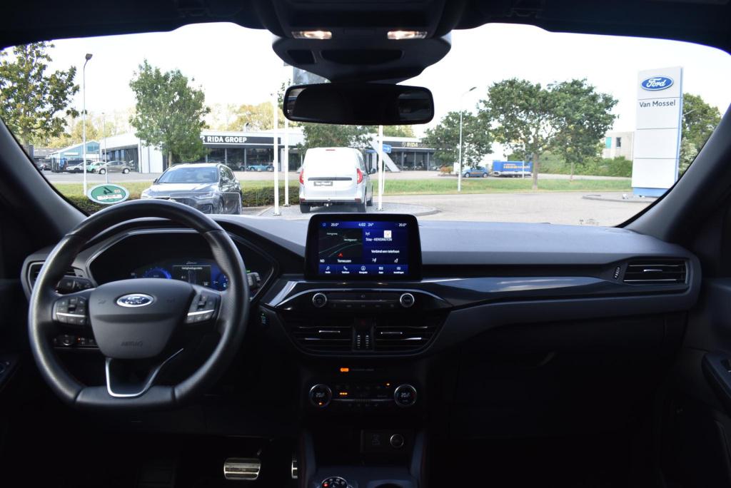 Ford Kuga 2.5 phev st-line x | elektrisch wegklapbare trekhaak | climate co