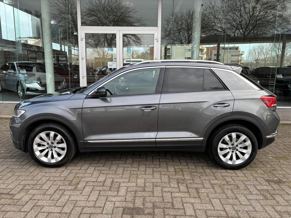 Volkswagen T-roc 1.5 tsi 150pk sport 6 hand|camera|carplay|led|rijklaarprij