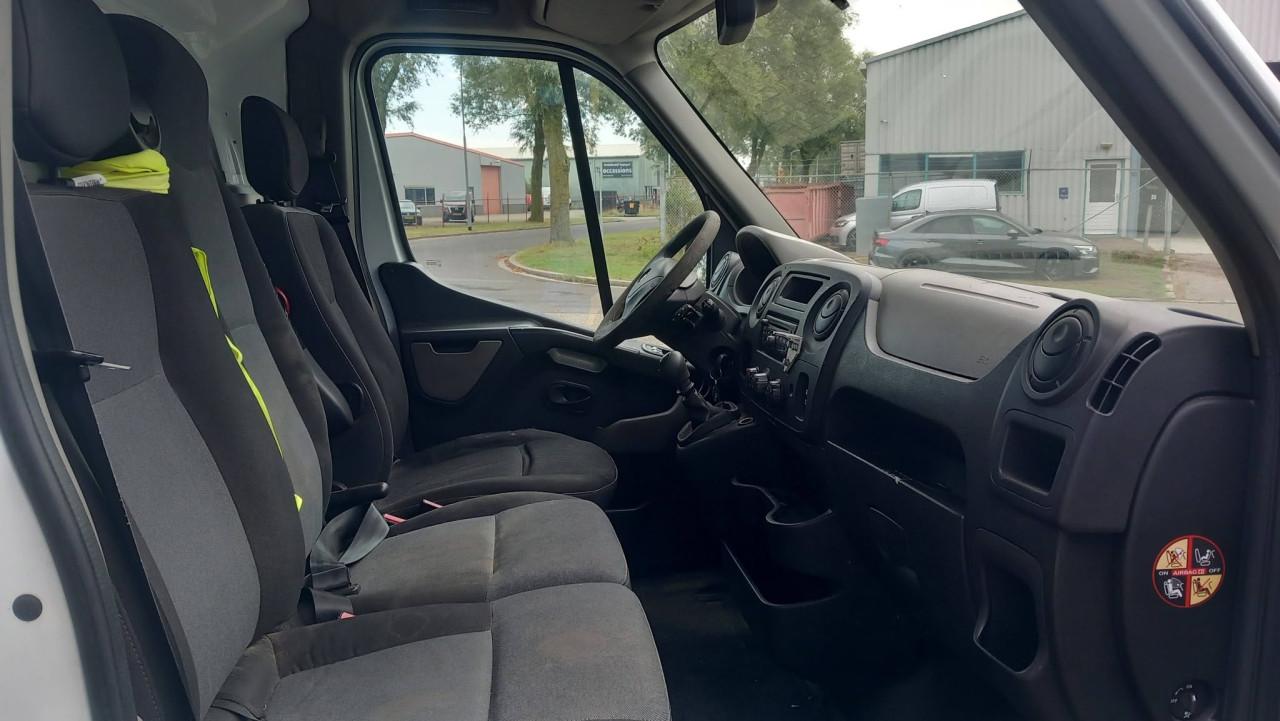 Opel Movano 2.3 CDTI L1H2 bj:2011 airco navigatie apk 7-2027