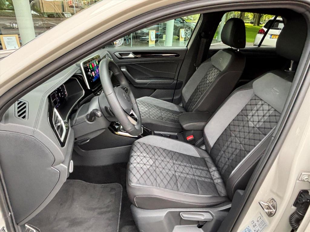 Volkswagen T-roc 1.5 tsi 150pk 7-dsg r-line| camera | keyless|unieke km sta