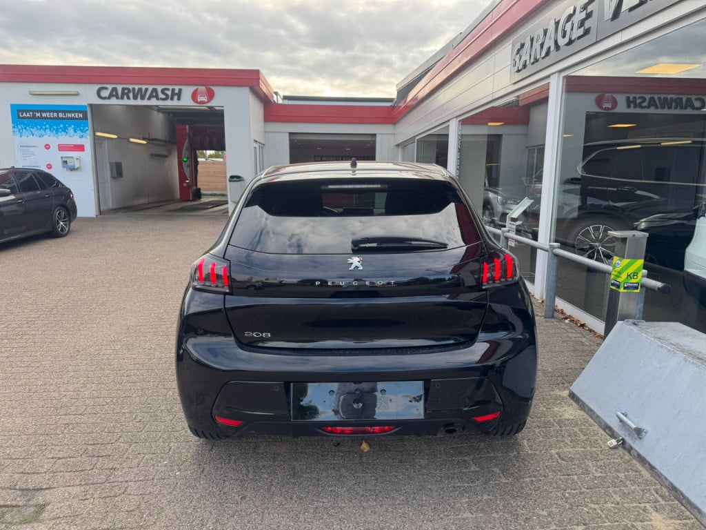 Peugeot 208 1.2 puretech allure